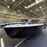Катер Phoenix 605BR