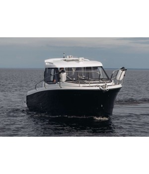 Катер Phoenix 700 Cabin